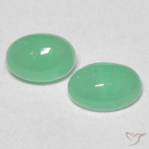 0.78 ctw Green Emerald Stones, Natural Emerald in Oval Cabochon Shape for Sale