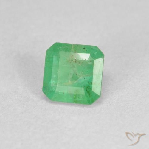 0.32 ct Green Emerald Stone, Natural Emerald in Octagon Step Cut Shape for Sale