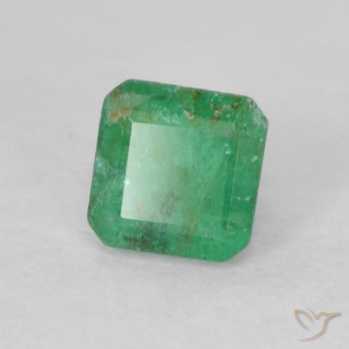 0.27 ct Green Emerald Stone, Natural Emerald in Octagon Step Cut Shape for Sale