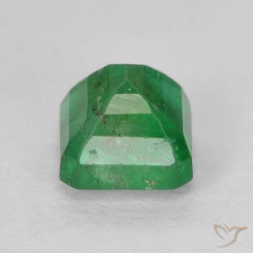 Emerald Gemstone in 4.2 x 4.2 mm Size for Sale, Emerald Stone in Medium Green Color