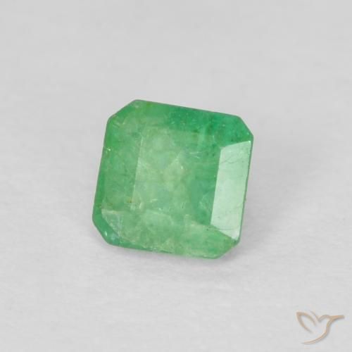 0.27 ct Green Emerald Stone, Natural Emerald in Octagon Step Cut Shape for Sale