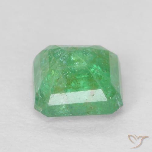 Emerald Gemstone in 4 x 4 mm (calibrated) Size for Sale, Emerald Stone in Medium Green Color