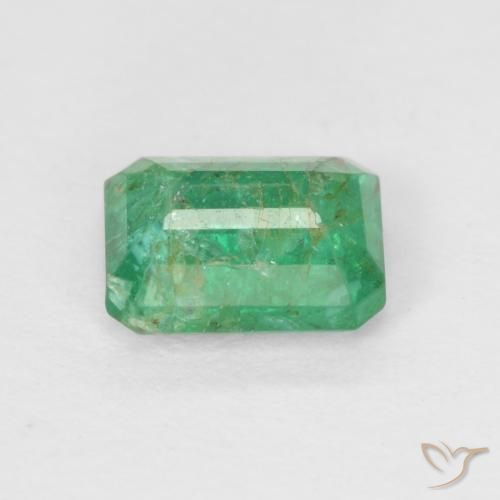 Emerald Gemstone in 6.1 x 4.7 mm Size for Sale, Emerald Stone in Bright Green Color