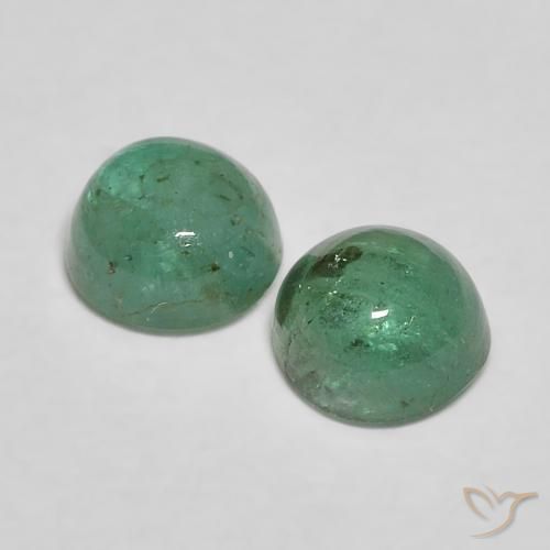 Emerald Gemstones in 4.5 mm (calibrated) Size for Sale, Emerald Stones in Medium light Green Color