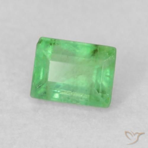 0.16 ct Green Emerald Stone, Natural Emerald in Baguette Facet Shape for Sale