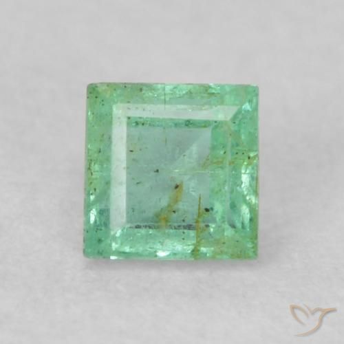 0.19 ct Square Cut Emerald, 3.1 x 3.1 mm From Colombia, Photo A