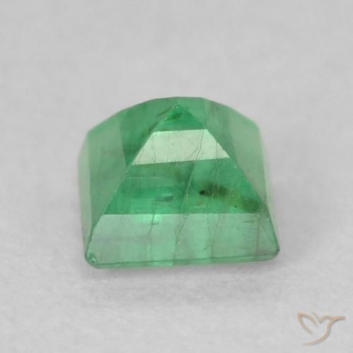 Emerald Gemstone in 3.5 x 3.4 mm Size for Sale, Emerald Stone in Medium Green Color