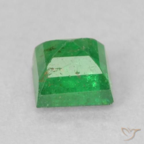 Emerald Gemstone in 3.3 x 3.3 mm Size for Sale, Emerald Stone in Medium Green Color
