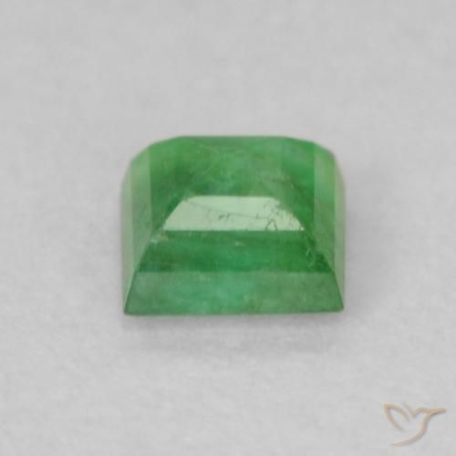 Emerald Gemstone in 2.9 x 2.9 mm Size for Sale, Emerald Stone in Shamrock Green Color