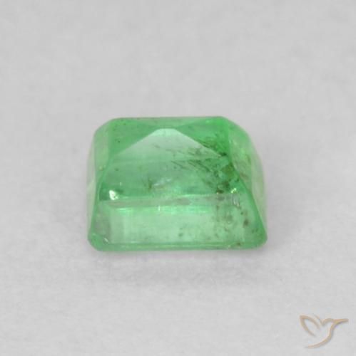 Emerald Gemstone in 3.3 x 2.6 mm Size for Sale, Emerald Stone in Pale Yellowish Green Color