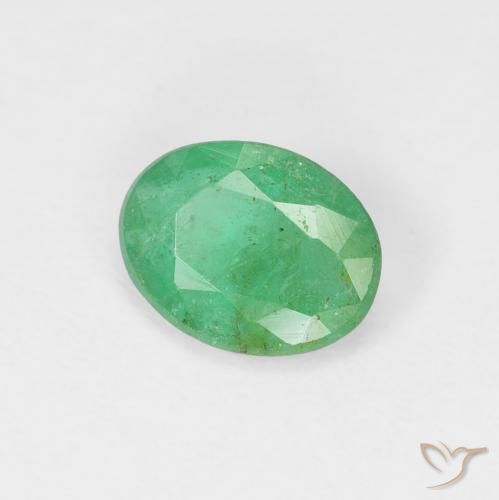0.92 ct Green Emerald Stone, Natural Emerald in Oval Facet Shape for Sale