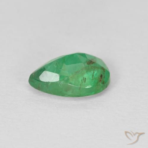 Emerald Gemstone in 7 x 5 mm (calibrated) Size for Sale, Emerald Stone in Medium Green Color