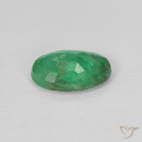 Emerald Gemstone in 6 x 4 mm (calibrated) Size for Sale, Emerald Stone in Shamrock Green Color