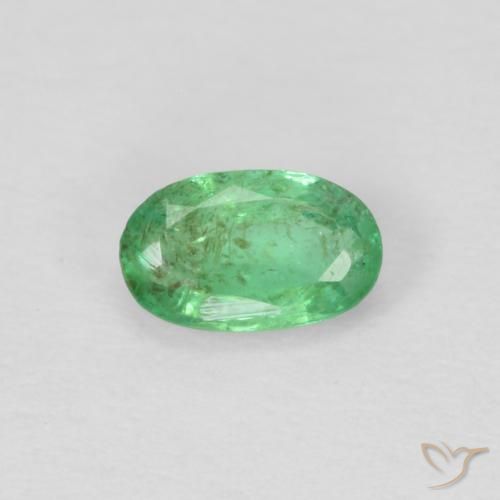 0.21 ct Oval Cut Emerald, 4.9 x 3 mm From Colombia, Photo A