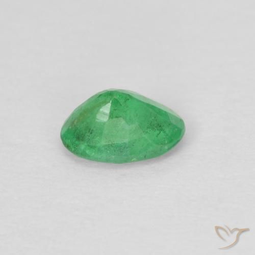 Emerald Gemstone in 4.6 x 3.2 mm Size for Sale, Emerald Stone in Shamrock Green Color