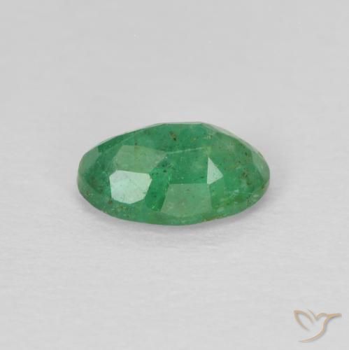 Emerald Gemstone in 6 x 4 mm (calibrated) Size for Sale, Emerald Stone in Shamrock Green Color
