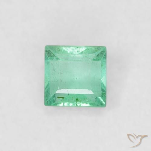 0.11 ct Square Cut Emerald, 2.7 x 2.6 mm From Colombia, Photo A