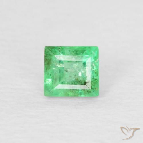0.18ct Natural Light Shamrock Green Emerald, Baguette, SI