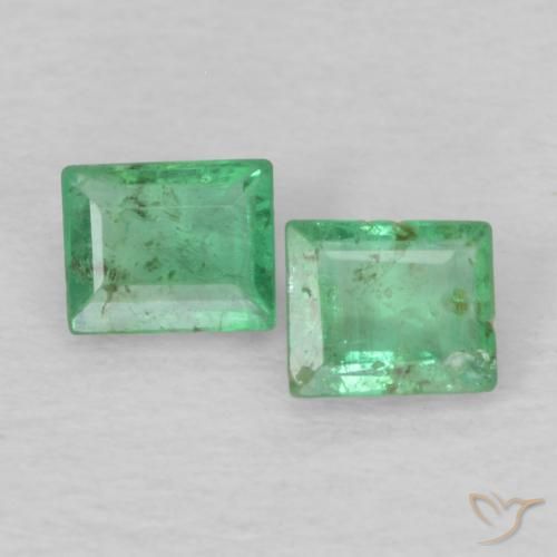 0.32 ct Baguette Cut Emerald, 3.5 x 2.4 mm From Colombia, Photo A