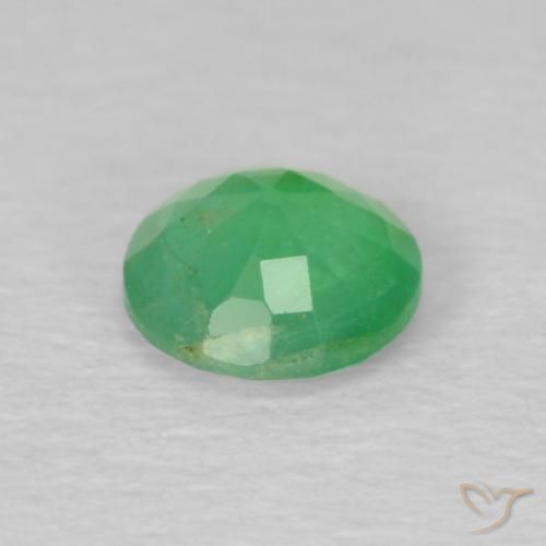 Emerald Gemstone in 4.5 mm (calibrated) Size for Sale, Emerald Stone in Yellowish Green Color