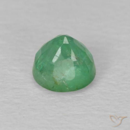 Emerald Gemstone in 4 mm (calibrated) Size for Sale, Emerald Stone in Medium Green Color