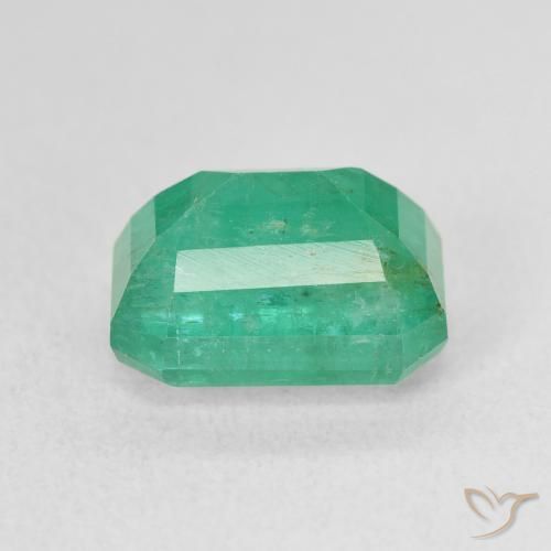 Emerald Gemstone in 10.4 x 8 mm Size for Sale, Emerald Stone in Cool Green Color