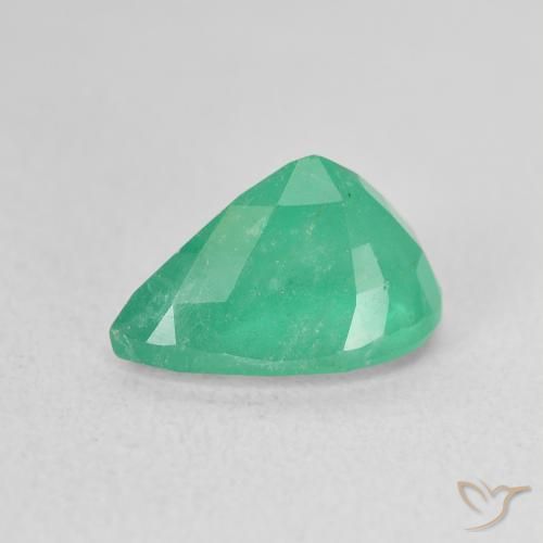 Emerald Gemstone in 10 x 7 mm (calibrated) Size for Sale, Emerald Stone in Electric Green Color