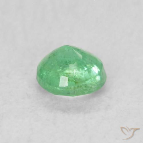 Emerald Gemstone in 3.5 mm (calibrated) Size for Sale, Emerald Stone in Intense Green Color