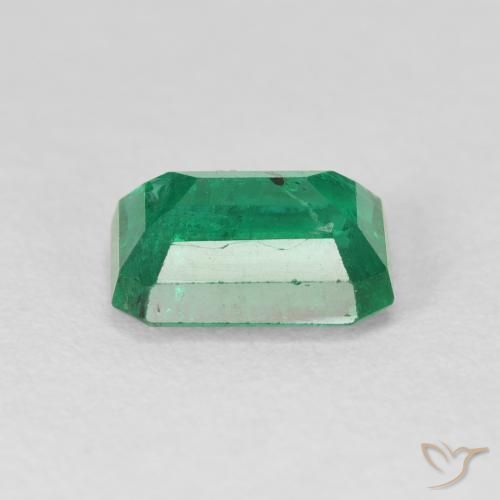 Emerald Gemstone in 9.2 x 7.8 mm Size for Sale, Emerald Stone in Bluish Green Color