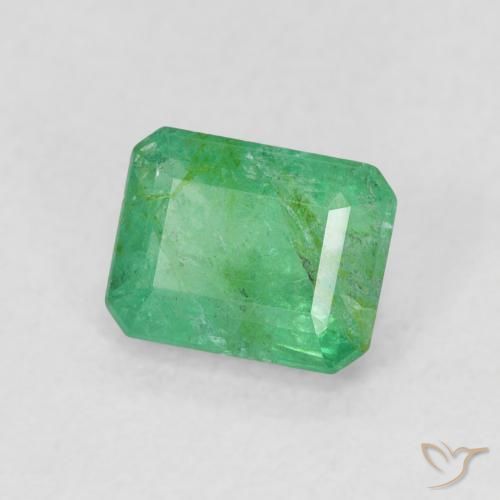 0.93 ct Green Emerald Stone, Natural Emerald in Octagon Step Cut Shape for Sale