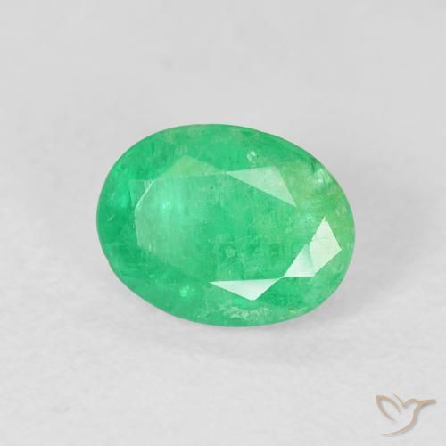 1.42 ct Green Emerald Stone, Natural Emerald in Oval Facet Shape for Sale