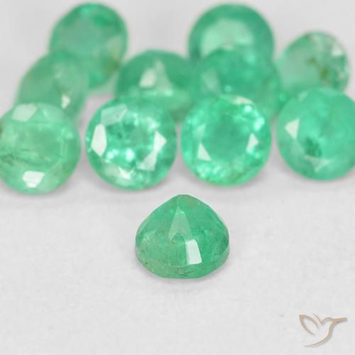 Emerald Gemstones in 3.5 mm (calibrated) Size for Sale, Emerald Stones in Cool Green Color