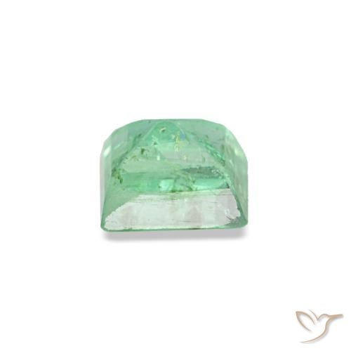 Emerald Gemstone in 3.1 x 2.7 mm Size for Sale, Emerald Stone in Bright Green Color