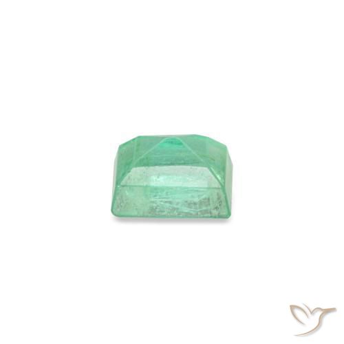 Emerald Gemstone in 3.1 x 2.7 mm Size for Sale, Emerald Stone in Intense Mint Green Color
