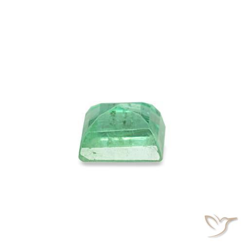 Emerald Gemstone in 3.1 x 2.8 mm Size for Sale, Emerald Stone in Bright Green Color