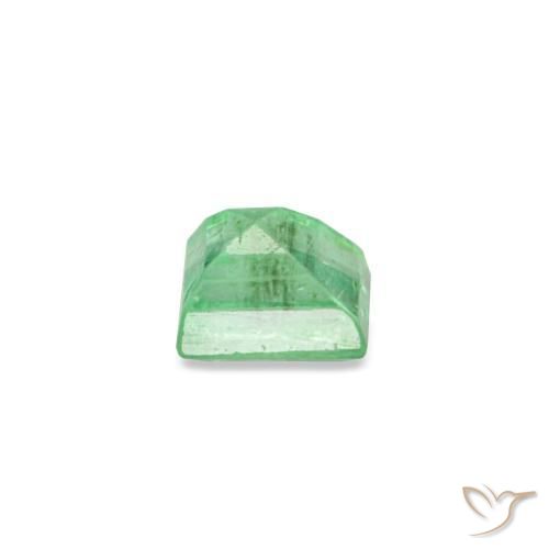 Emerald Gemstone in 3.1 x 3 mm Size for Sale, Emerald Stone in Pistachio Green Color