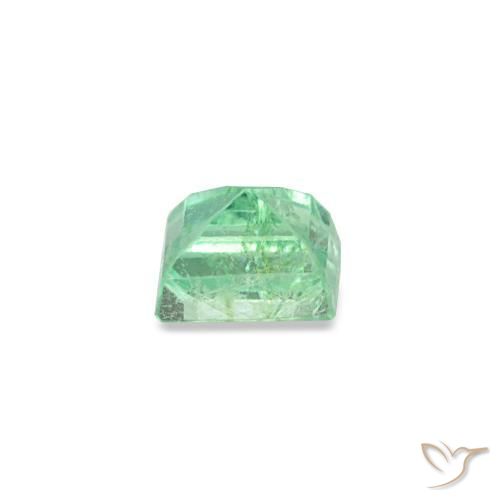 Emerald Gemstone in 3.1 x 2.5 mm Size for Sale, Emerald Stone in Cool Green Color