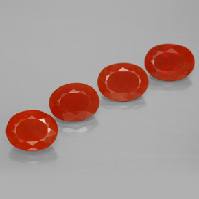 Rojo medio Ópalo de Fuego Gema - 0.9ct Forma ovalada (ID: 367215)