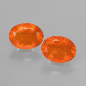 Naranja intenso Ópalo de Fuego Gema - 0.7ct Forma ovalada (ID: 431940)