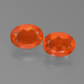 Темно-красновато-оранжевый Огненный Опал Камень - 0.6ct Фасетный Овал (ID: 450553)
