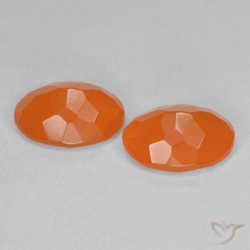Fire Opal Gemstones in 8 x 6 mm (calibrated) Size for Sale, Fire Opal Stones in Warm Apricot Orange Color