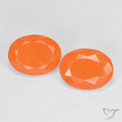 Coppia Opale di fuoco Ovale abbinata 8,2 x 6,2mm - Peso 1,45 ct totali / media. 0,73 ct ciascuno, pietra preziosa naturale non trattati, colore Arancio Medio in purezza Translucent, durezza Mohs 5,5 - 6,5, Photo A