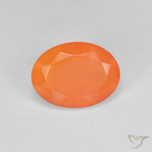 0,85 ct ovaler Feueropal, 8,1 x 6 mm aus Mexiko, Photo A