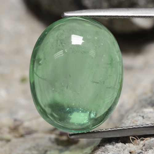 Fluorite verte de 21,66 ct, coupe ovale de 18,5 x 15,2 mm d'Inde, Photo A