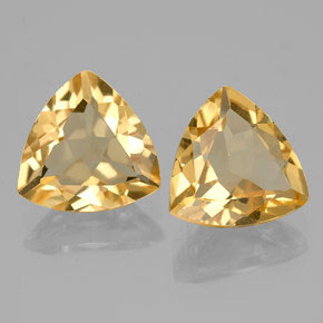3.67 ct Yellow Golden Beryl Gemstone, Golden Beryl Gem in Trillion Facet Shape for Sale.