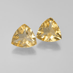 2.65 ct Yellow Golden Beryl Gemstone, Golden Beryl Gem in Trillion Facet Shape for Sale.