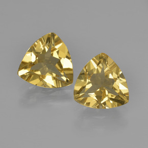 2.82 ct Yellow Golden Beryl Gemstone, Golden Beryl Gem in Trillion Facet Shape for Sale.
