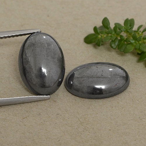 Black Gray Hematite Gem - 8.1ct Oval Cabochon (ID: 491587)