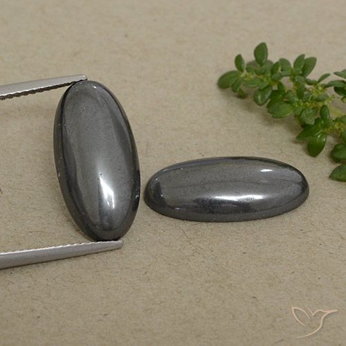 18.06 ct Oval Hematite, 18.1 x 9 mm From Brazil, Photo A