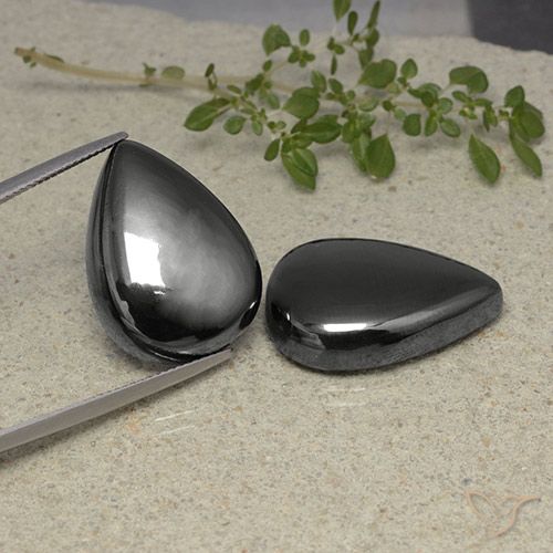 63.94 ct Pear Hematite, 23.3 x 16.9 mm From Brazil, Photo A